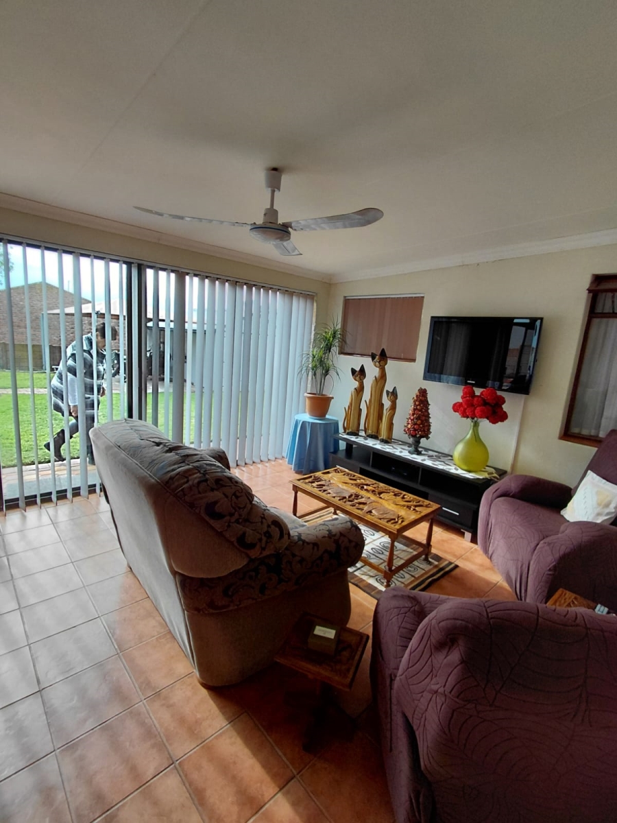 To Let 2 Bedroom Property for Rent in Stilbaai Wes Western Cape